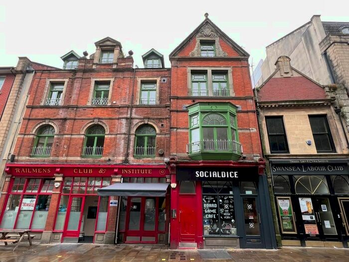 1 Bedroom Flat To Rent In Wind Street, Swansea, SA1