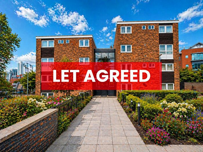 3 Bedroom Flat To Rent In Marlborough Grange, Leeds, LS1