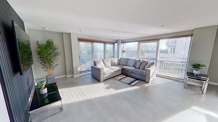 2 Bedroom Flat To Rent In Queens Highlands, Aberdeen, AB15