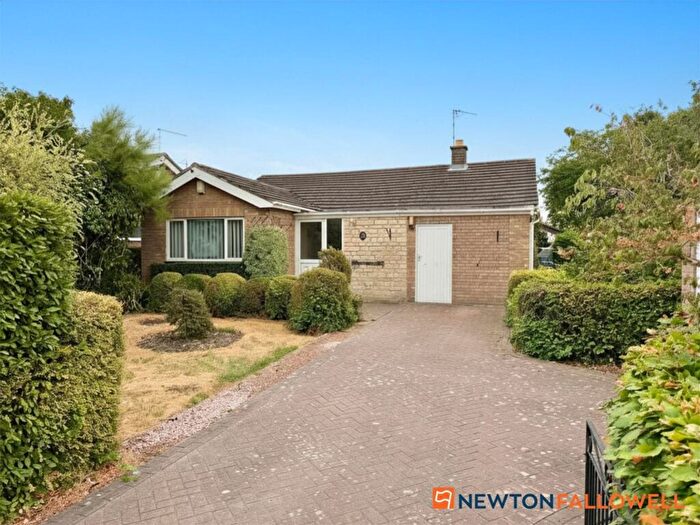 2 Bedroom Bungalow For Sale In Westborough Lane, Long Bennington, NG23