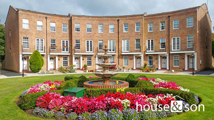 4 Bedroom Town House For Sale In Holly Lodge, Lyndsay Road, Branksome Park, Poole, BH13