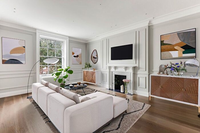 3 Bedroom Flat To Rent In Hamilton Terrace, St Johns Wood, London, NW8