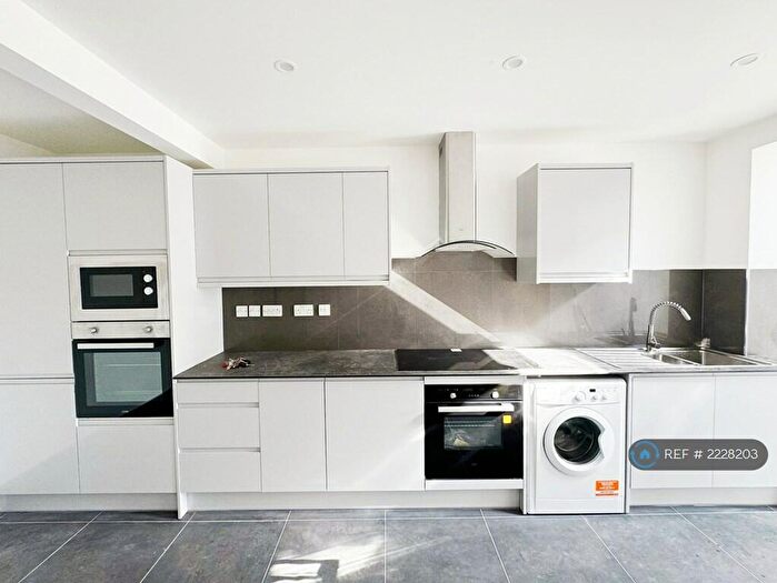 6 Bedroom Terraced House To Rent In Filton Avenue, Horfield, Bristol, BS7