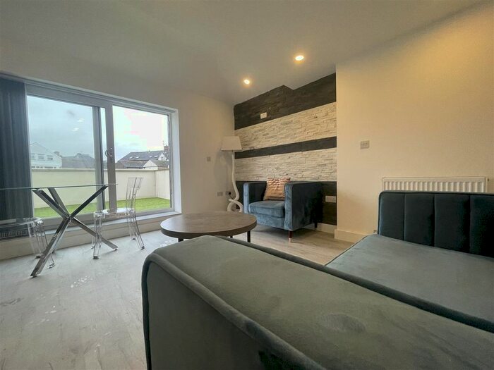 1 Bedroom Flat To Rent In Richmond Road, Cathays, Cardiff, CF24