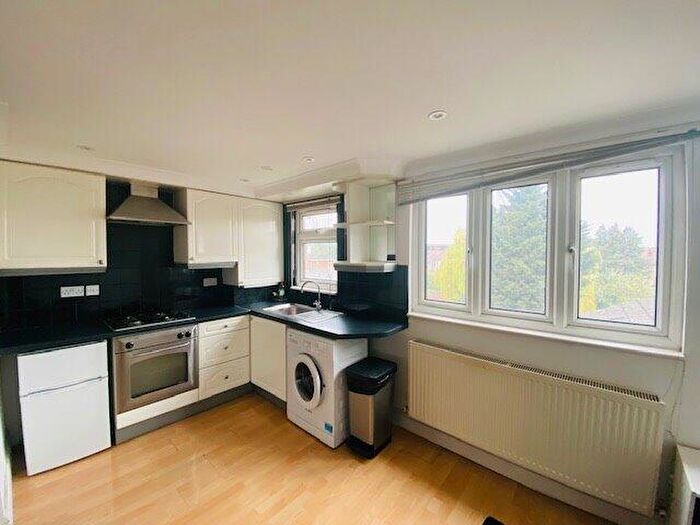 Studio To Rent In Station Road, Harrow, HA1