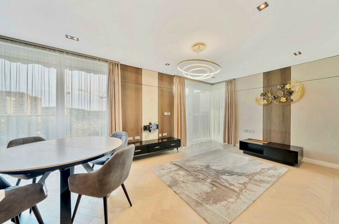 3 Bedroom Apartment To Rent In Wallace Court, Tizzard Grove, Blackheath, London, SE3