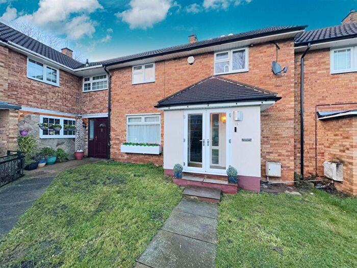 2 Bedroom Terraced House For Sale In Hockley Close, Basildon, SS14