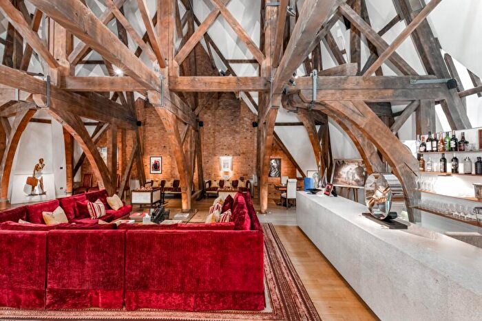 3 Bedroom Penthouse For Sale In Euston Road, London, NW1