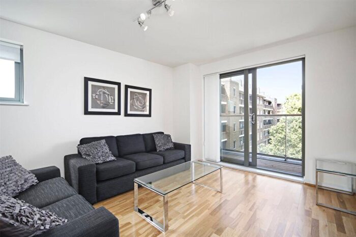 2 Bedroom Apartment To Rent In Chi Building, Crowder Street, E1