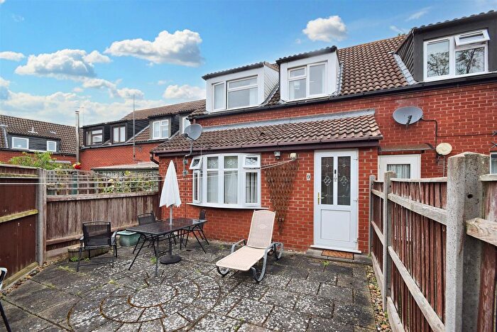 3 Bedroom Terraced House For Sale In Brennewater Mews, Norwich, NR5