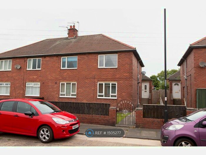2 Bedroom Flat To Rent In Cedar Grove, Wallsend, NE28