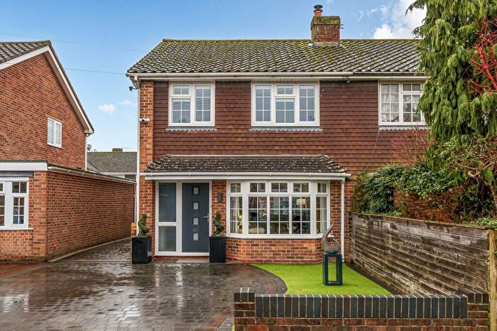 3 Bedroom Semi Detached House For Sale In Whitley Close, Emsworth, PO10