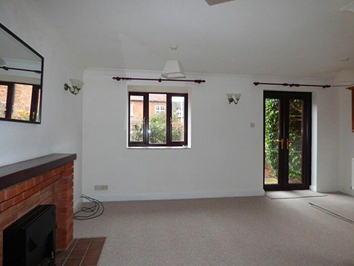 2 Bedroom Detached Bungalow For Sale In Cherry Orchard, Shipston-on-stour, CV36