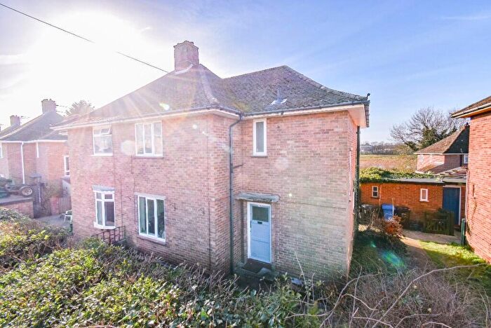 4 Bedroom Semi Detached House For Sale In Robson Road, Norwich, Norfolk, NR5