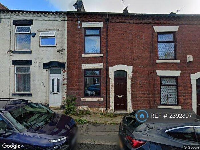2 Bedroom Terraced House To Rent In Ripponden Road, Oldham, OL4