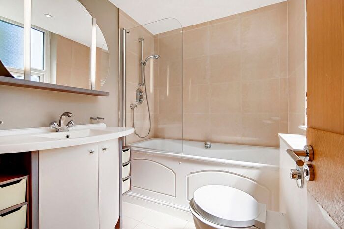 4 Bedroom Flat To Rent In St. Johns Wood Park, London, NW8