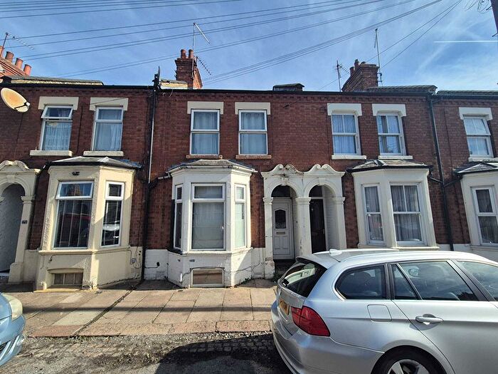 3 Bedroom Property For Sale In Wycliffe Road, Northampton, Northamptonshire, NN1