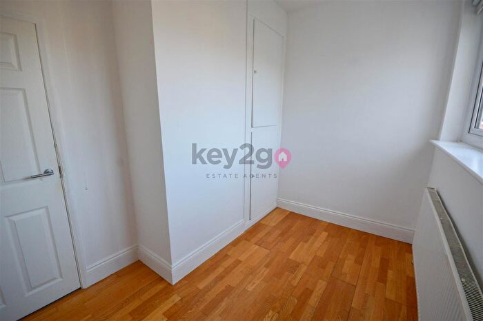 3 Bedroom Terraced House For Sale In Hurlfield Road, Sheffield, S12