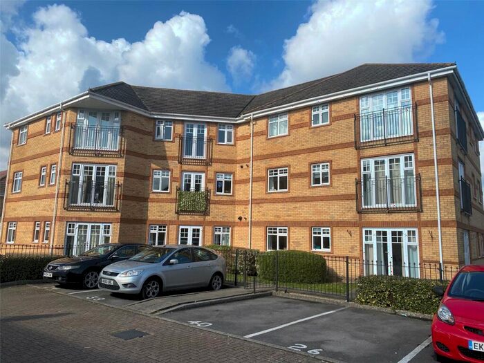 2 Bedroom Apartment To Rent In Cable Street, Eastleigh, Hampshire, SO50