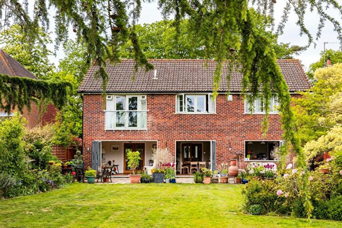 4 Bedroom Detached House For Sale In Parkgate Road, Newdigate, RH5