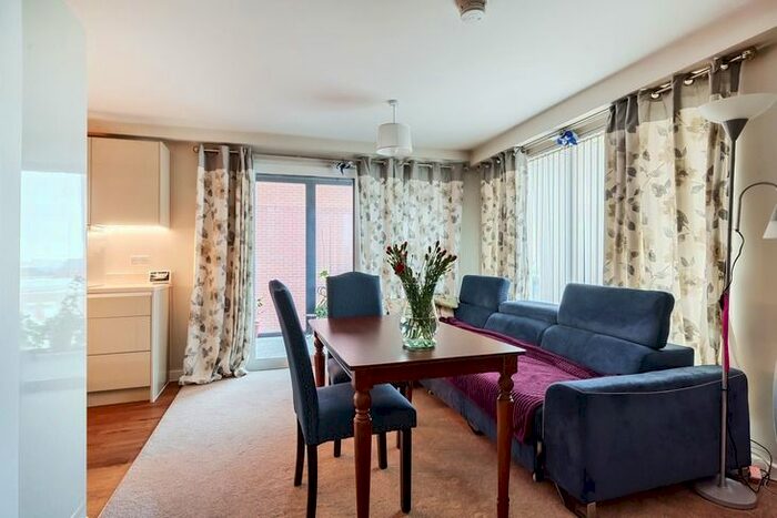 1 Bedroom Flat For Sale In Movia Apartments, Uxbridge, Greater London, UB8
