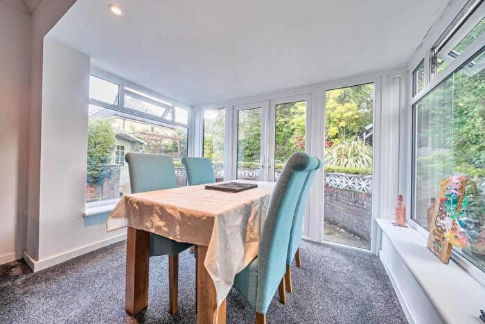 2 Bedroom Bungalow For Sale In Lone Valley, Widley, PO7