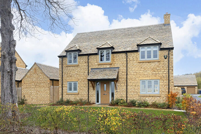 3 Bedroom Detached House To Rent In Acer Gardens, Alstone, GL20