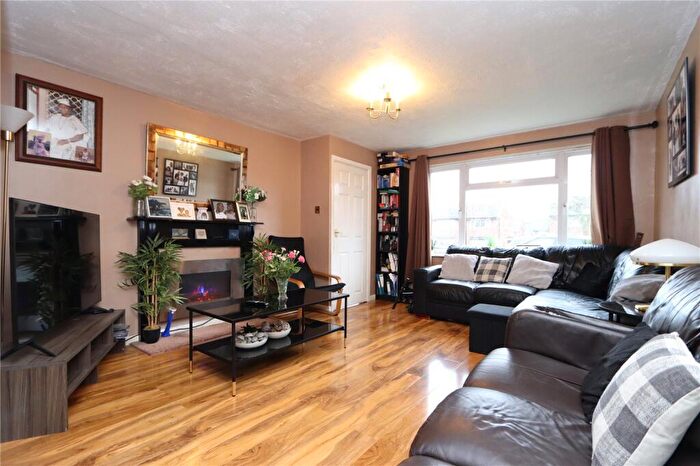 3 Bedroom Semi-Detached House For Sale In Wallingford, Bradville, MK13