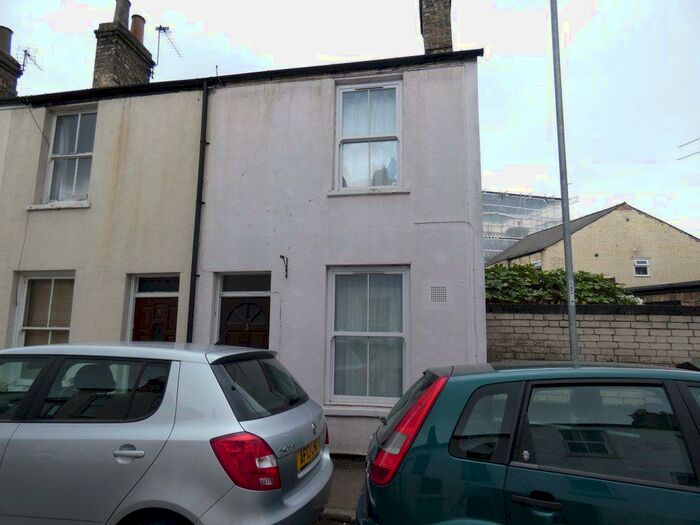 2 Bedroom House To Rent In Ainsworth Street, CB1