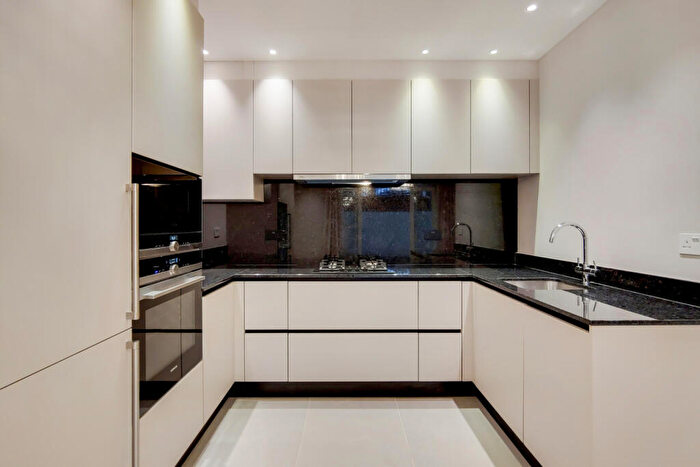 1 Bedroom Apartment To Rent In Hampstead Heights, Fitzjohns Avenue, Hampstead, London, NW3