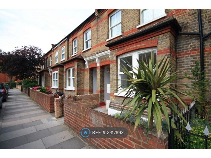 2 Bedroom Flat To Rent In Western Road, London, W5