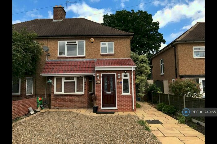 4 Bedroom Semi-Detached House To Rent In Stafford Road, Ruislip, HA4