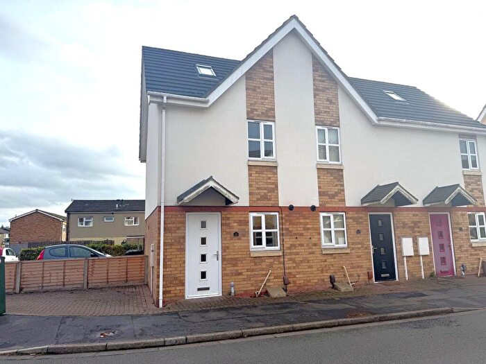 2 Bedroom Town House For Sale In Dunkirk Road, Lincoln, LN1