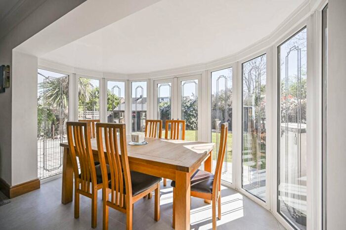 4 Bedroom Semi-Detached House For Sale In Goldsborough Crescent, Chingford, London, E4