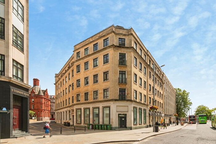 1 Bedroom Flat For Sale In St. Stephens Avenue, Bristol, BS1
