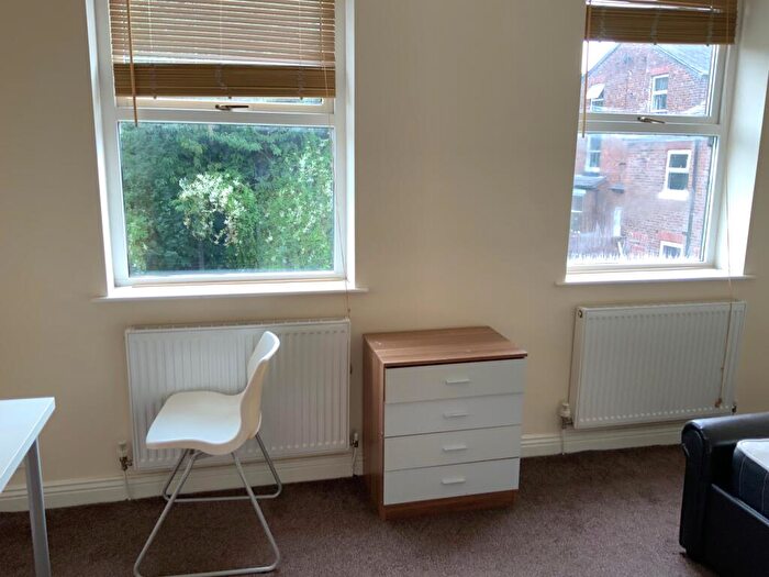 12 Bedroom Detached House To Rent In Mauldeth Road, Manchester, M20