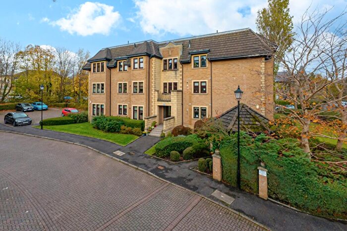 2 Bedroom Apartment For Sale In Wyndham Court, Kirklee, Glasgow, G12