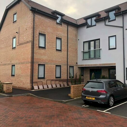 2 Bedroom Apartment To Rent In West Lane, Hayling Island, Hampshire, PO11