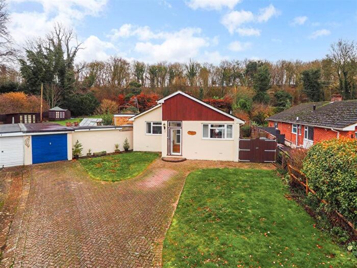 3 Bedroom Detached Bungalow For Sale In Lovell Close, Thruxton, Andover, SP11
