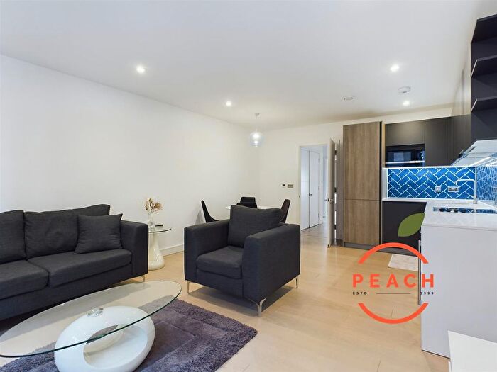 2 Bedroom Flat To Rent In Rosewood Building, Cremer Street, Shoreditch, E2