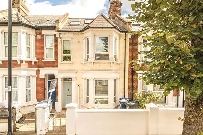 4 Bedroom Terraced House For Sale In Brouncker Road, Acton, W3