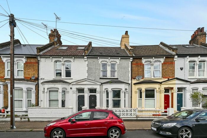 4 Bedroom Terraced House To Rent In Amies Street, Battersea, London, SW11