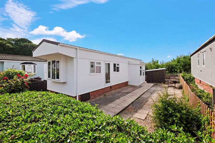 1 Bedroom Park Home For Sale In Woodlands Estate, Blean, Canterbury, CT2