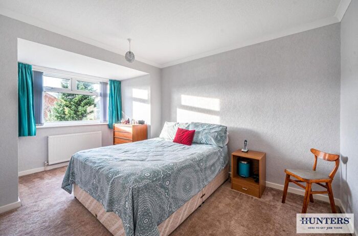 2 Bedroom Semi-Detached Bungalow For Sale In Courtneys, Selby, YO8