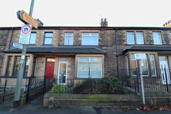 3 Bedroom Terraced House To Rent In Bradford Road, Pudsey LS28
