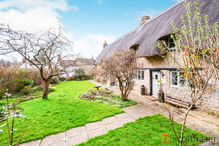 5 Bedroom Detached House To Rent In Blenheim Road, Horspath, OX33