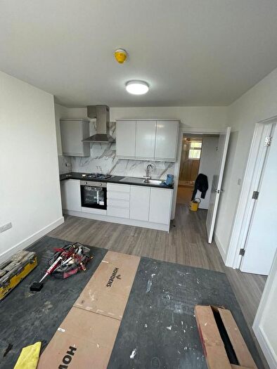 2 Bedroom Flat To Rent In Junction Road, London, N19