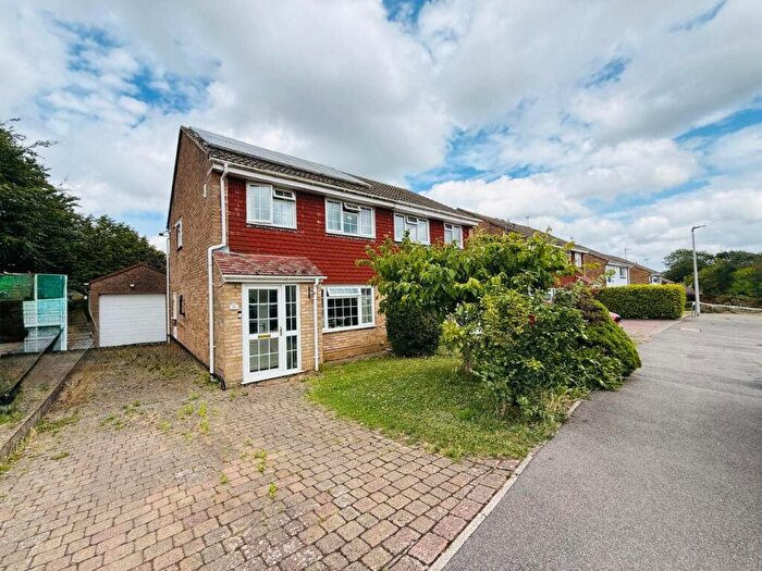 3 Bedroom Semi-Detached House To Rent In Birch Grove, Hempstead, ME7