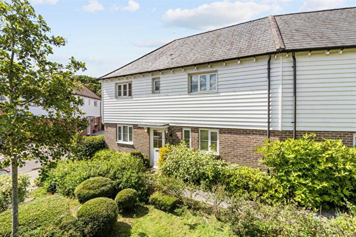 3 Bedroom End Of Terrace House For Sale In Riggers Way, Hailsham, BN27