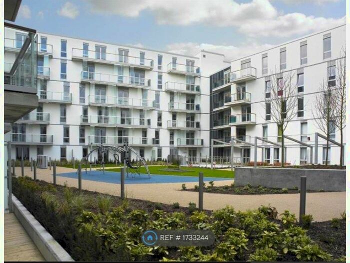 2 Bedroom Flat To Rent In Empire Way, Wembley, HA9